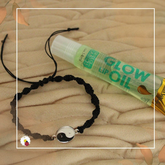 ⚖️ Linha Him & Her - Pulseira Yin Yang + Lipgloss